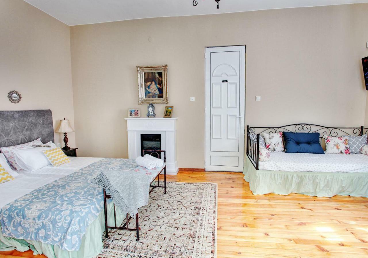 Guest House Sahat Tepe Plovdiv Eksteriør billede